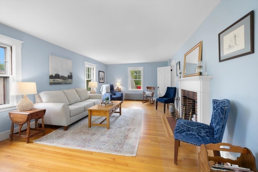 1111 Pleasant Street