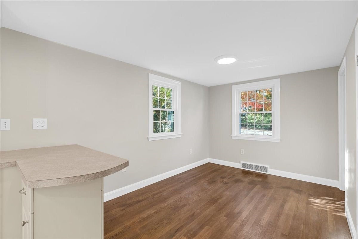 100 Grove St, Norwell, MA, 100 Grove St, Norwell, MA Photo #15