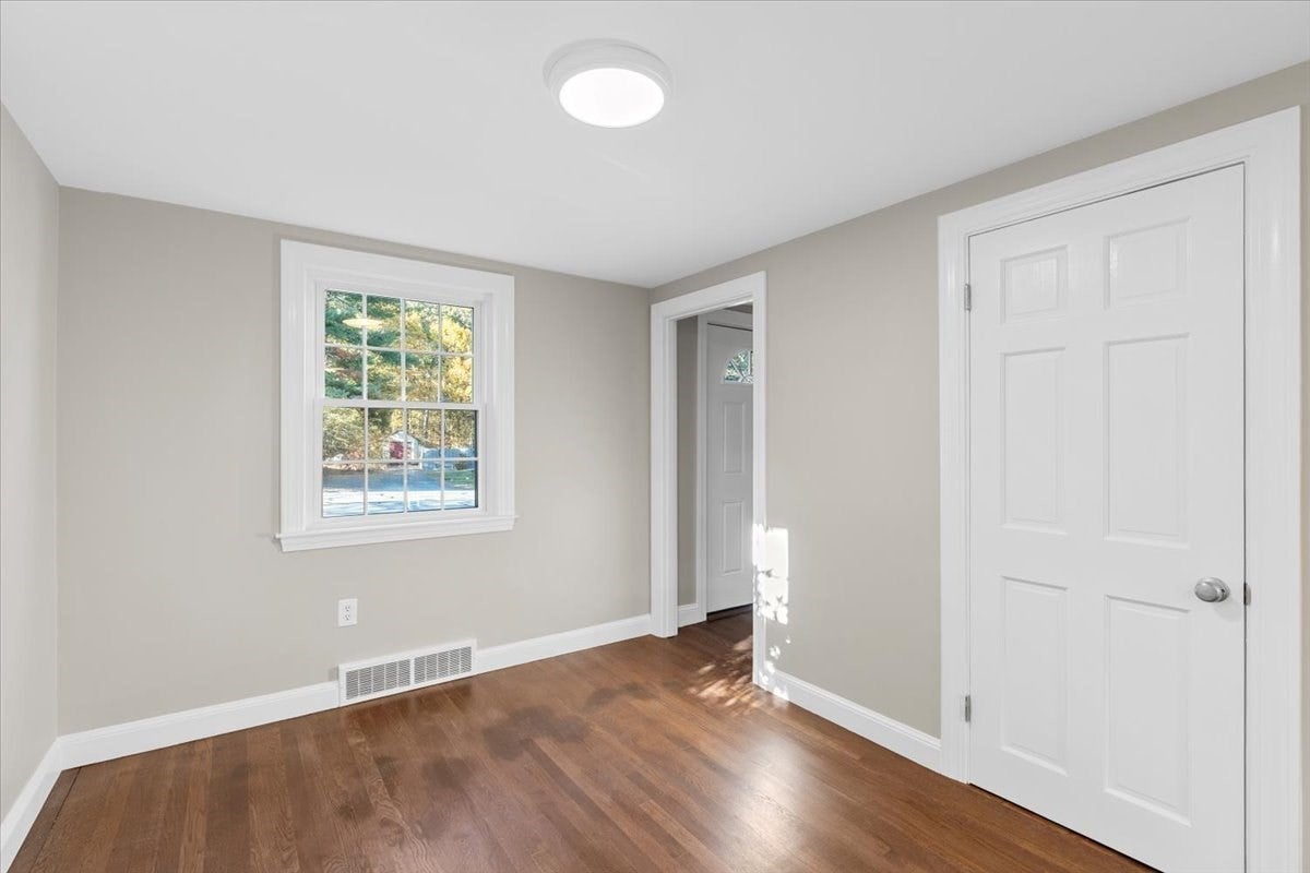 100 Grove St, Norwell, MA, 100 Grove St, Norwell, MA Photo #14