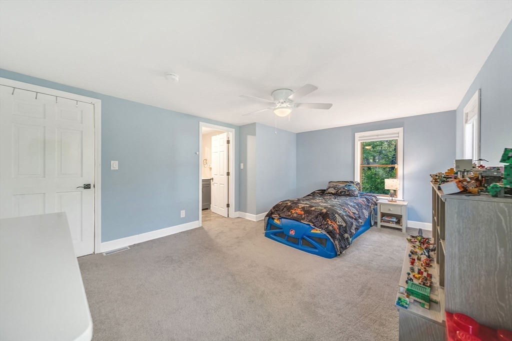 92 Norlen Park, Bridgewater, MA Photo #22