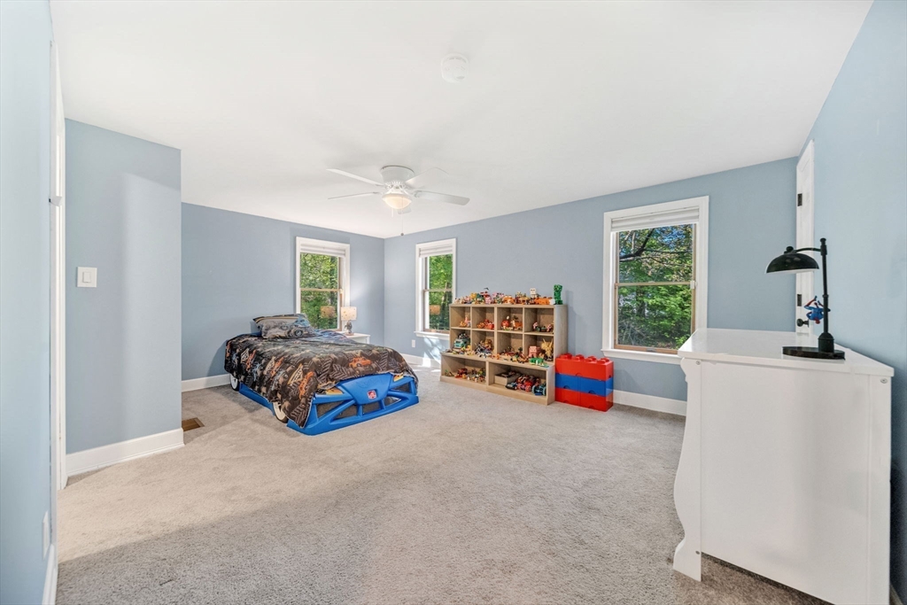 92 Norlen Park, Bridgewater, MA Photo #21