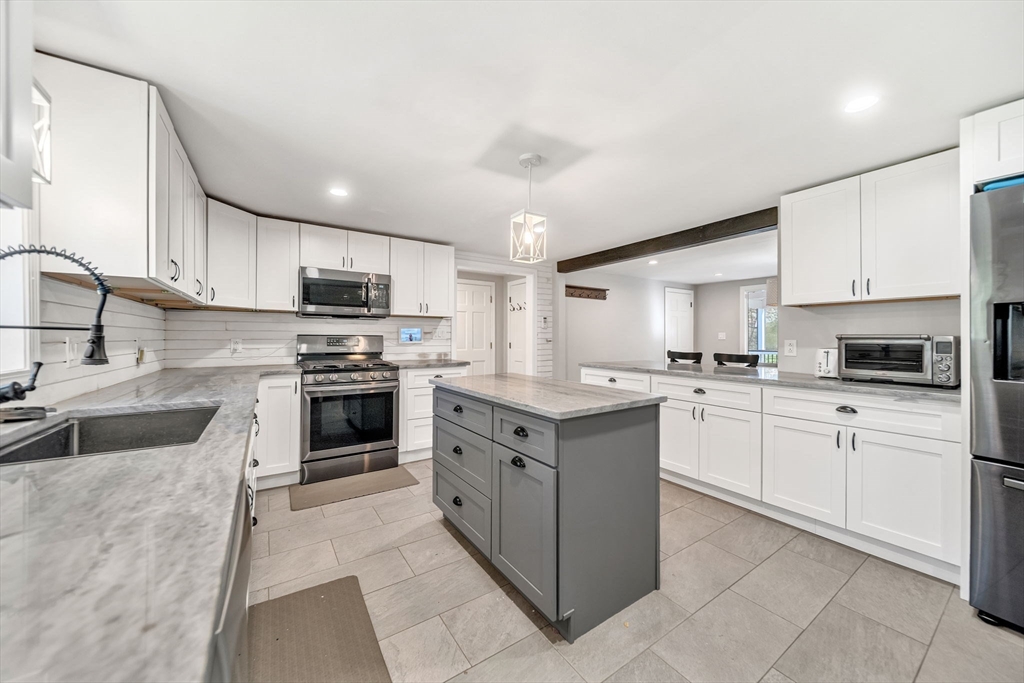 92 Norlen Park, Bridgewater, MA Photo #6