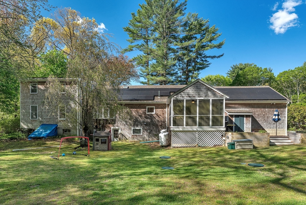 92 Norlen Park, Bridgewater, MA Photo #29