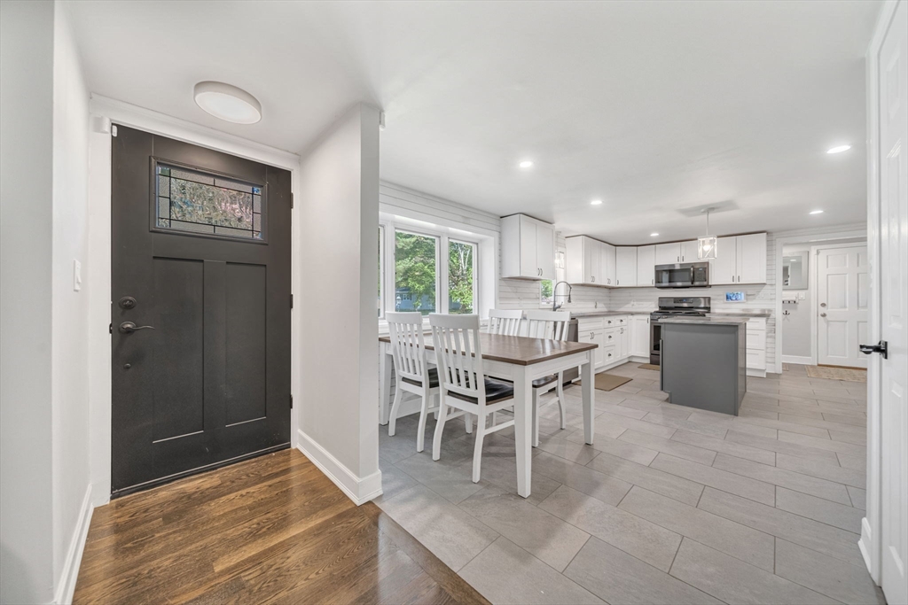 92 Norlen Park, Bridgewater, MA Photo #7