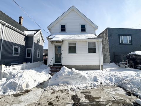 3 Hadley Court Everett MA 02149