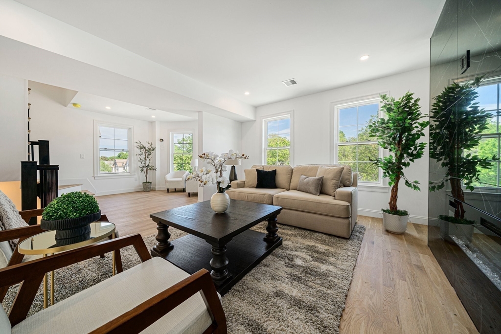 1135-1137 Hyde Park Ave 2