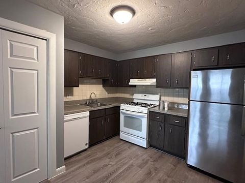 Photo of 207 Union St #9, Rockland, MA 02370 (MLS # 73489472)