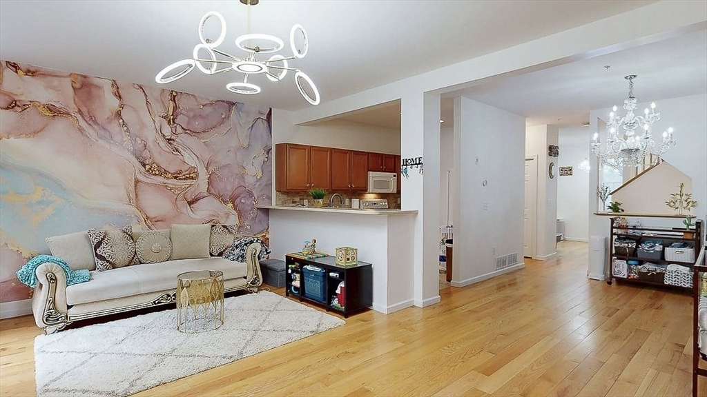 90 Lordvale Blvd 90