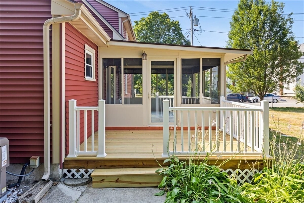 11 Wilbur St