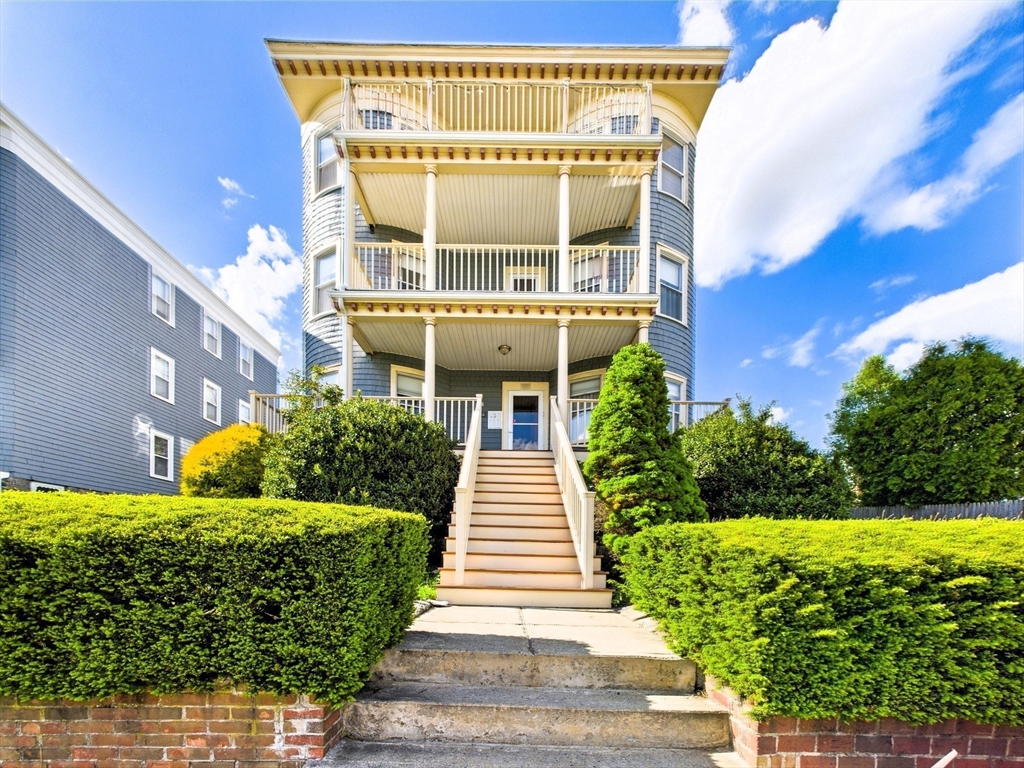 37 Westmoreland St