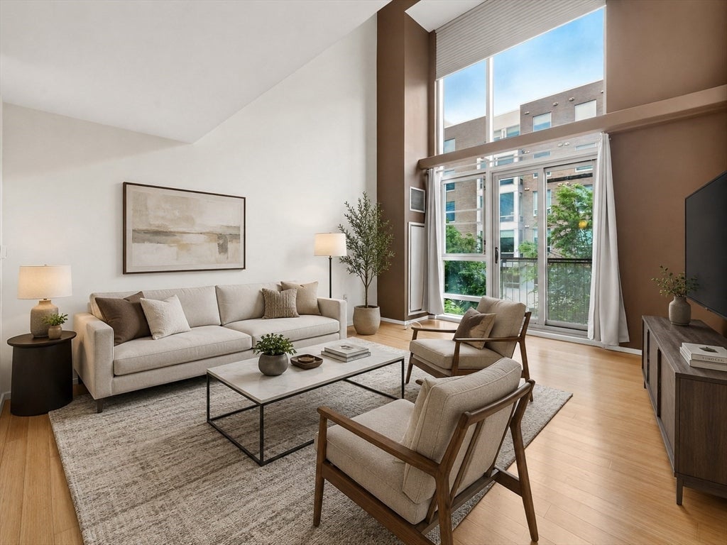 1 Earhart St #309 Floor 3