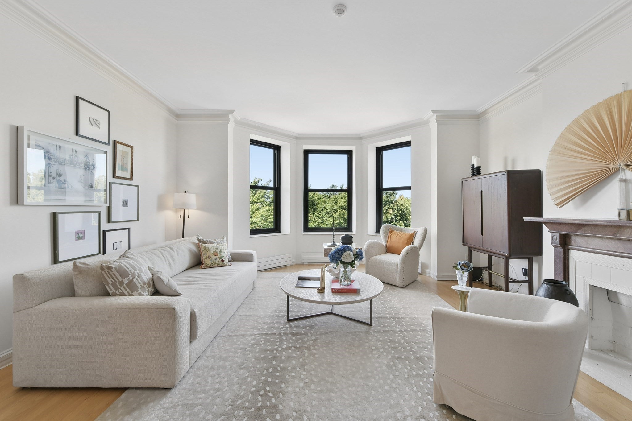 160 Commonwealth Avenue #414, Boston, MA, 160 Commonwealth Avenue #414, Boston, MA Photo #1