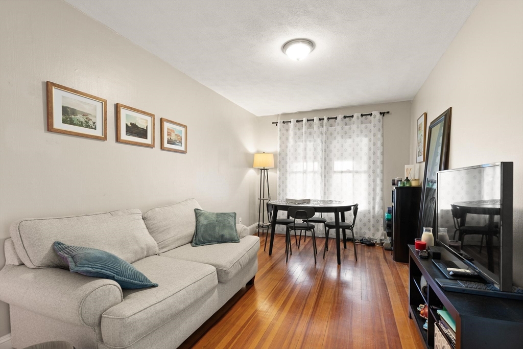 12 Kilsyth Rd, Medford, MA Photo #33