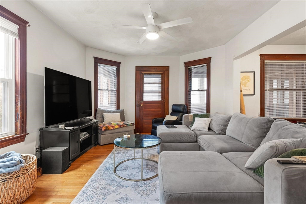 12 Kilsyth Rd, Medford, MA Photo #19