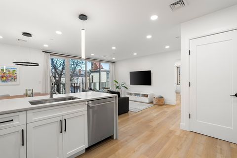 3171 Washington St 204 Boston MA 02130