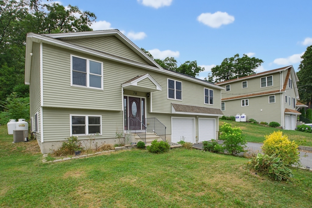 70 Swan Ave