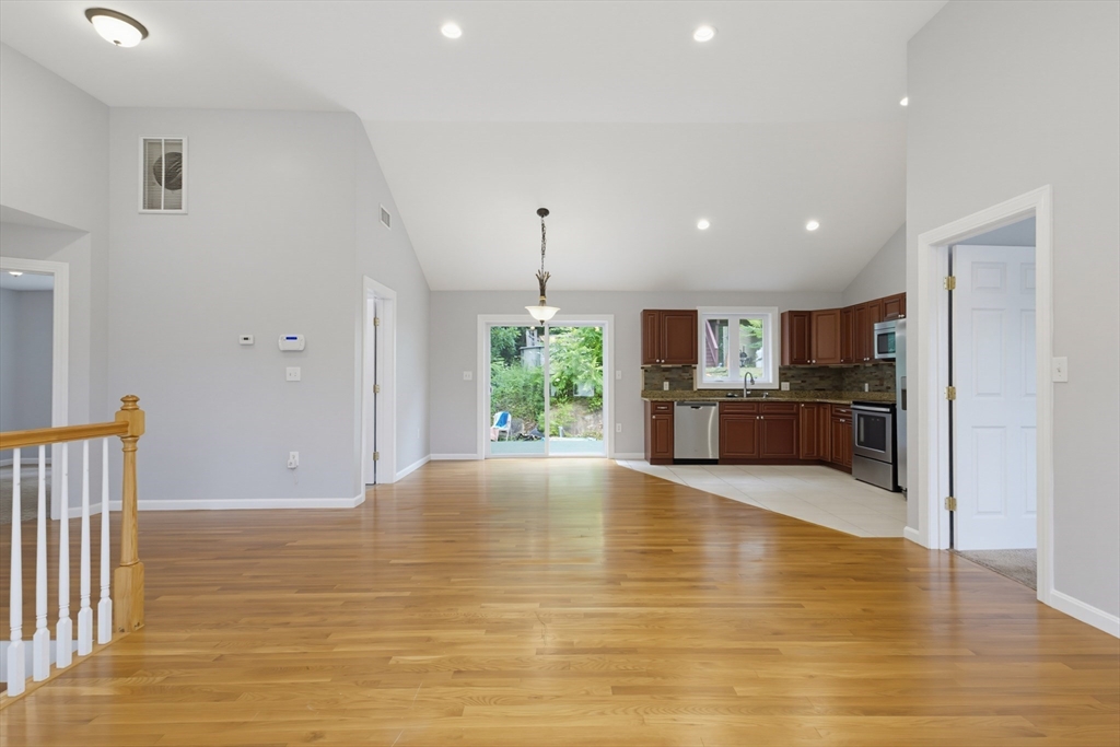 70 Swan Ave