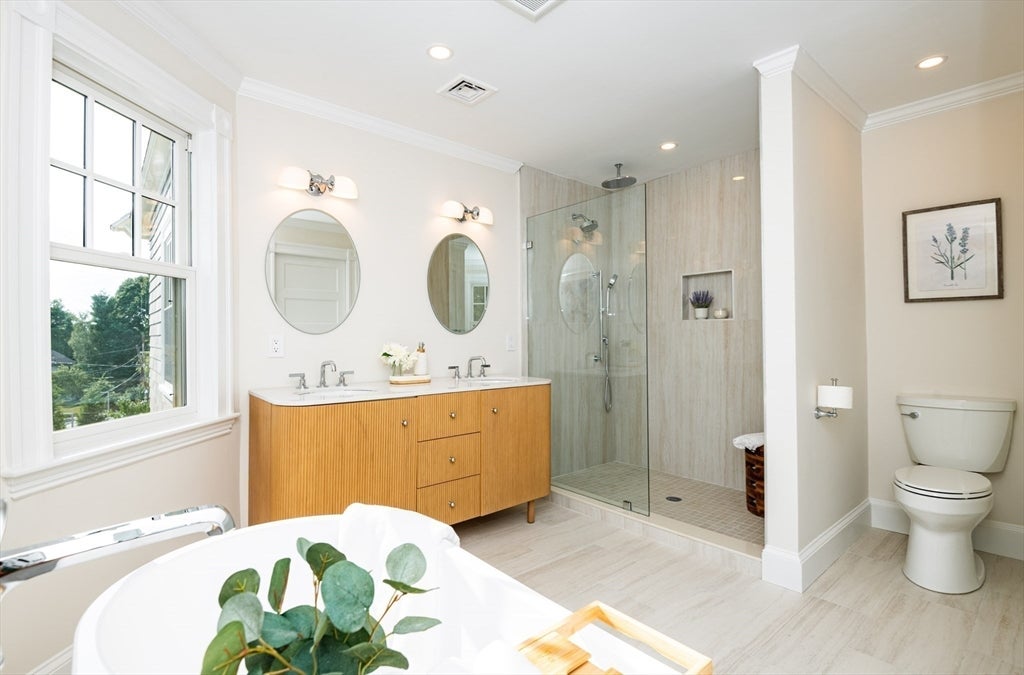 20 Hillside Ave, Medford, MA, 20 Hillside Ave, Medford, MA Photo #29