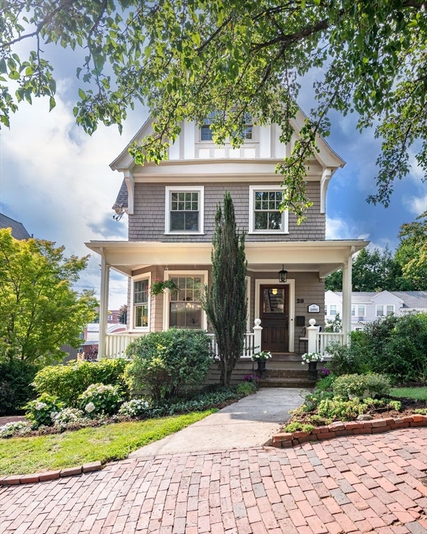 20 Hillside Ave