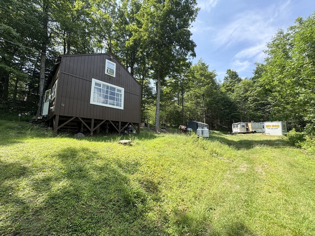 32 Navaho Ln
