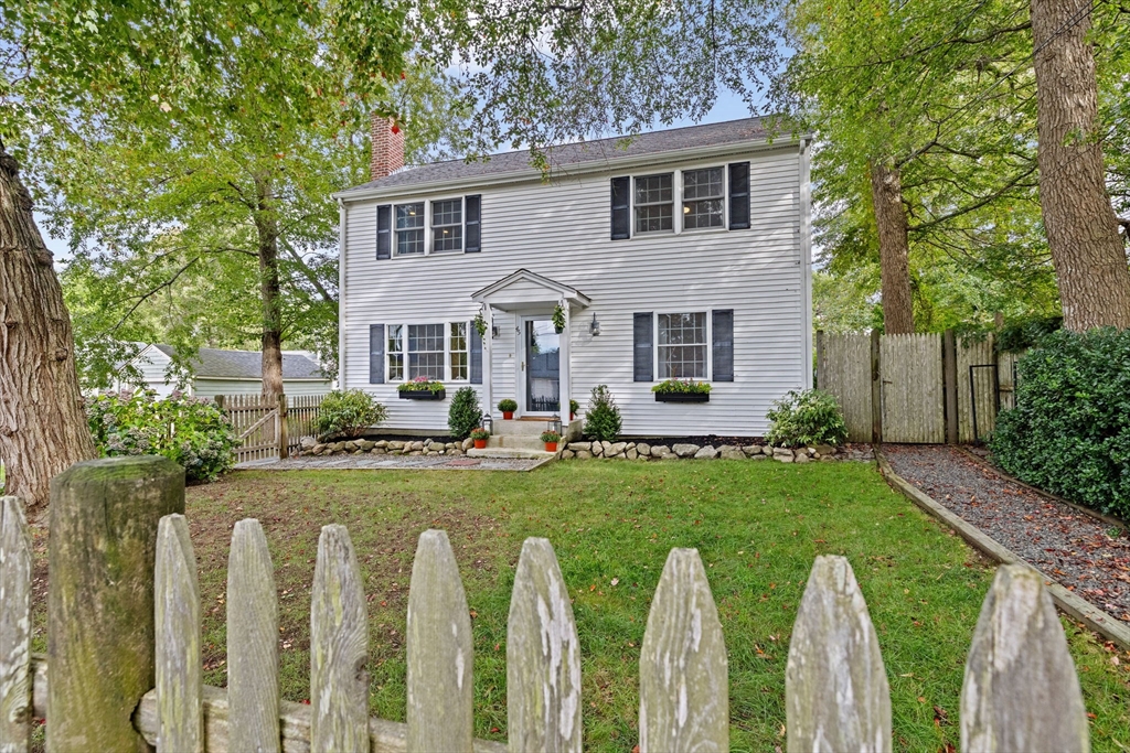 45 Edgar Rd