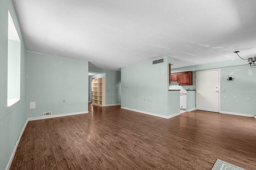 18 Beals Cove Rd H