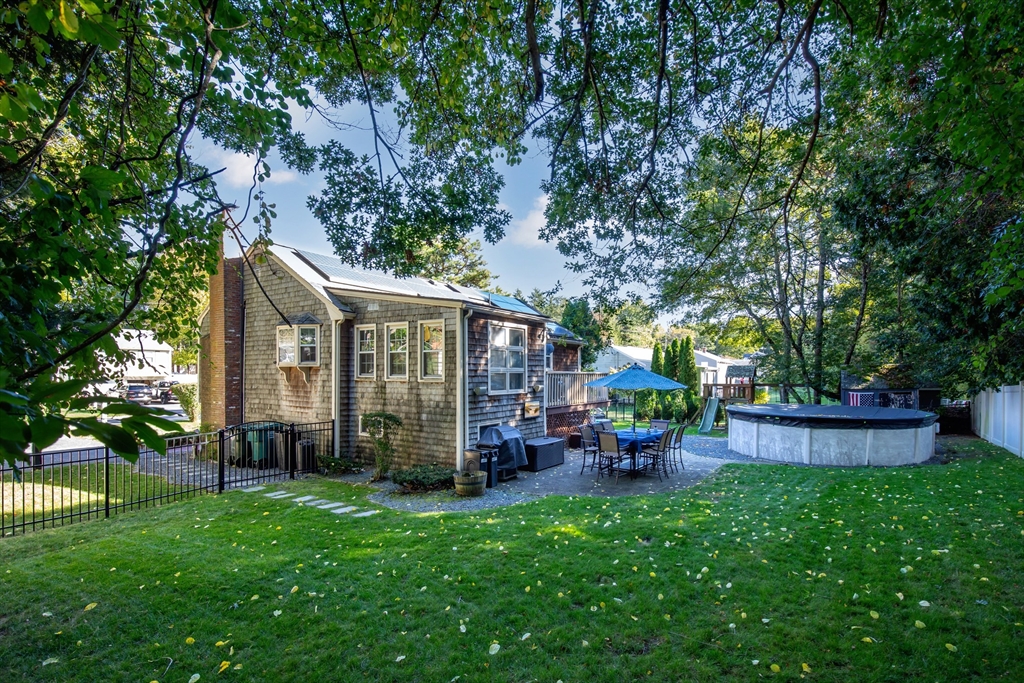 37 Flintlocke Dr