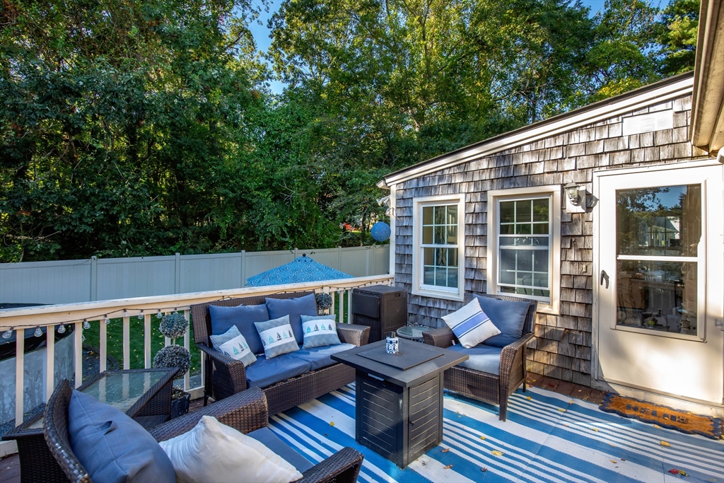 37 Flintlocke Dr