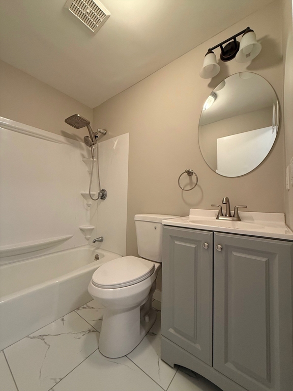 9 Kenmar Dr 14
