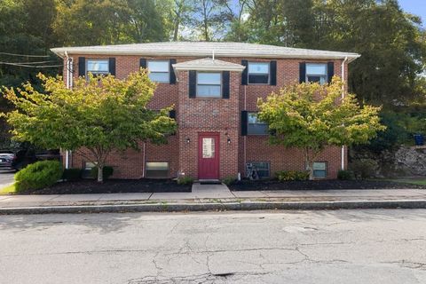 51 Lynde St 2 Melrose MA 02176