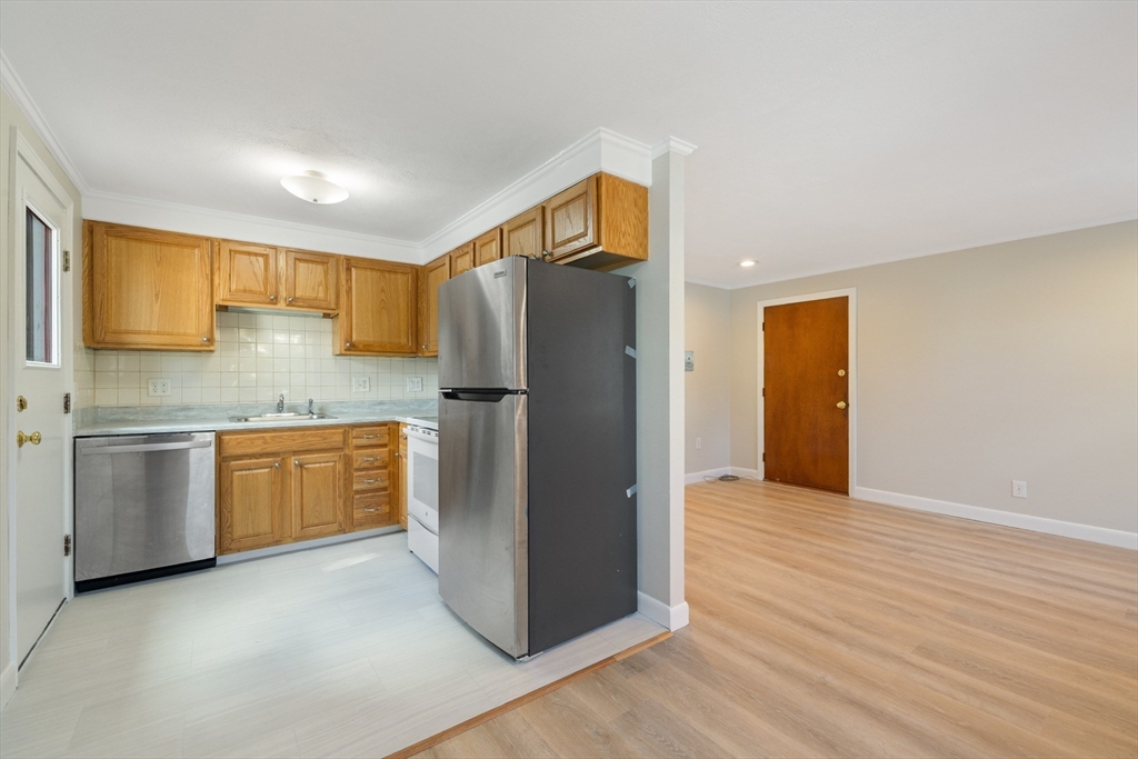 51 Lynde St 2
