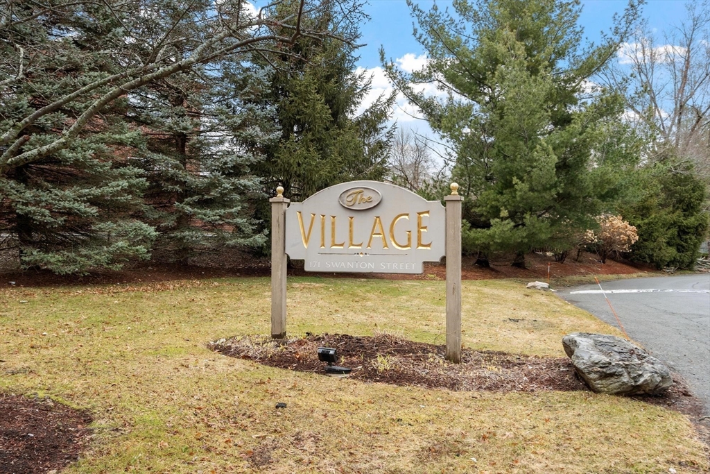 171 Swanton St 21