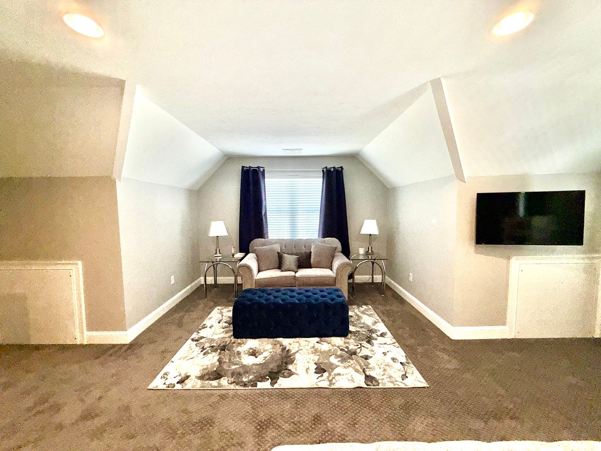 9 Peters Way