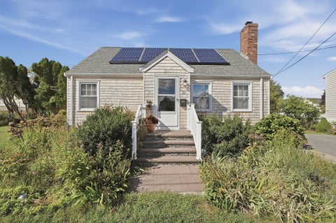 Photo of 25 Bellevue St, New Bedford, MA 02744 (MLS # 73580930)