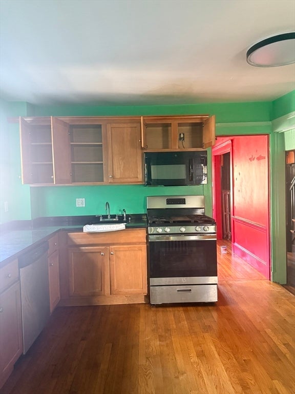 41 Colberg AVE, Boston, MA Photo #35
