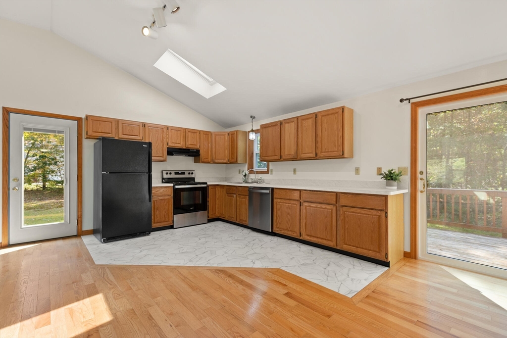 31 Shirley Rd