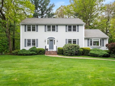 22 Windemere Dr Andover MA 01810