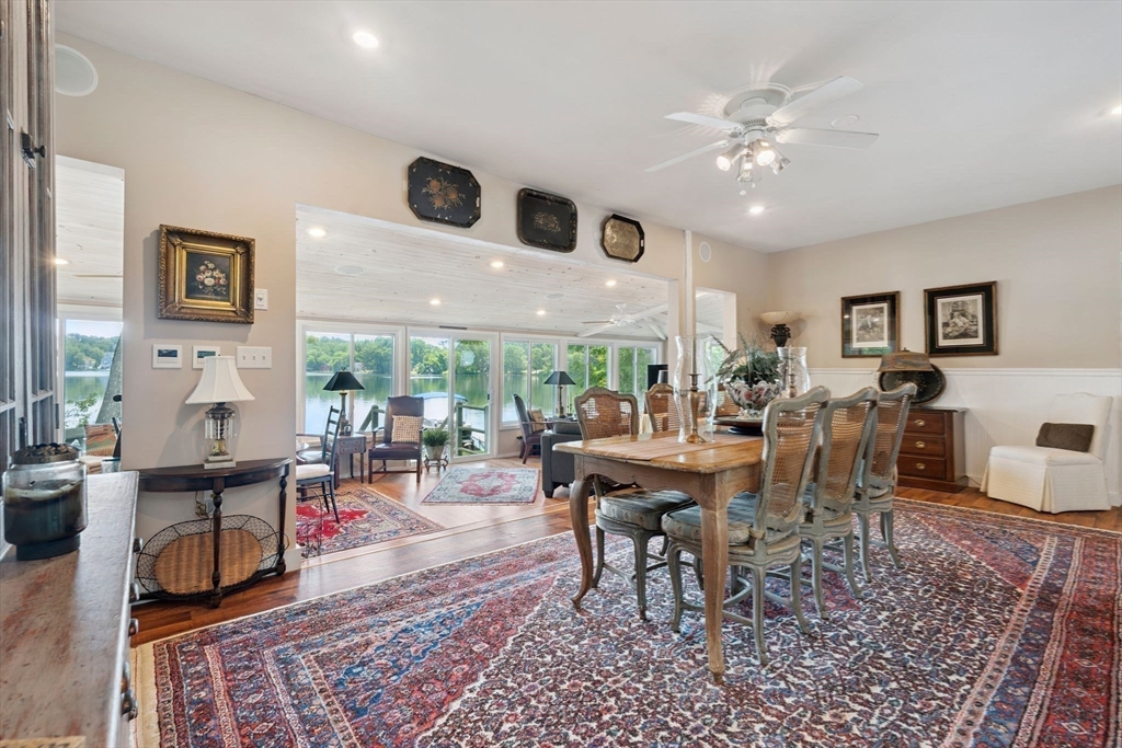 Methuen, Massachusetts 01844, United States, 3 Bedrooms Bedrooms, ,2 BathroomsBathrooms,Residential,Contingent,172184