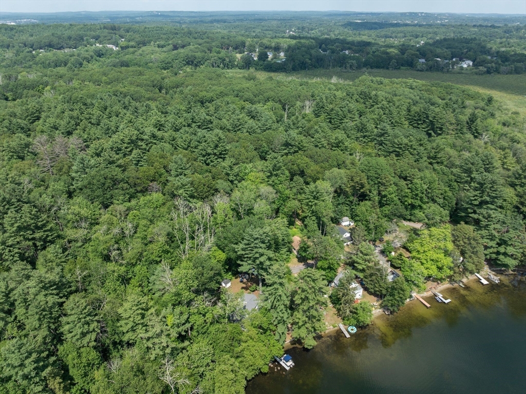 Methuen, Massachusetts 01844, United States, 3 Bedrooms Bedrooms, ,2 BathroomsBathrooms,Residential,Contingent,172184