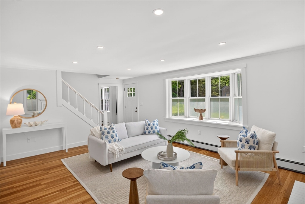 16 Maple Road