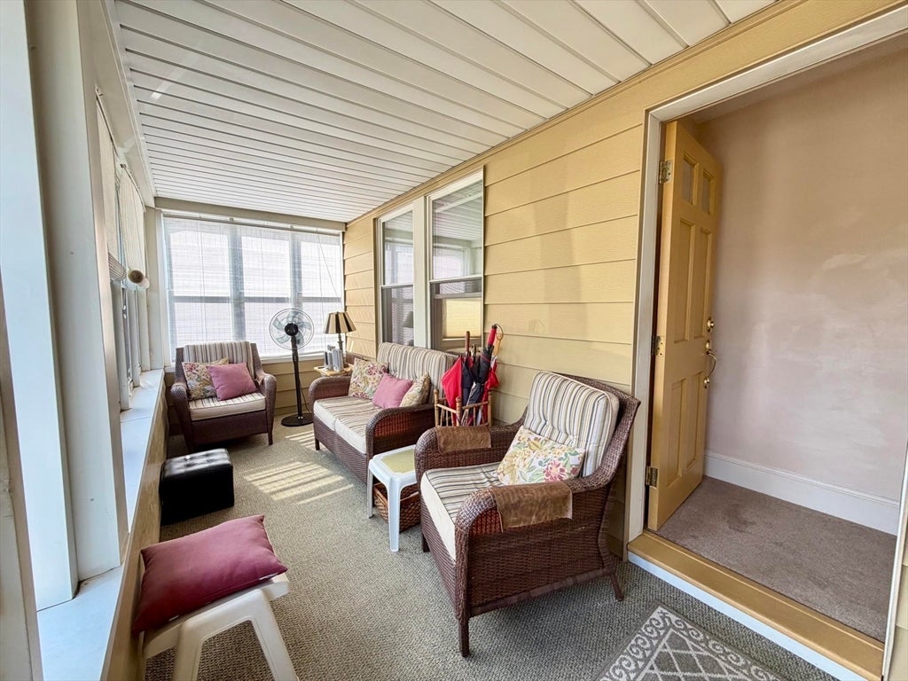 31 King St, Holyoke, MA, 31 King St, Holyoke, MA Photo #18