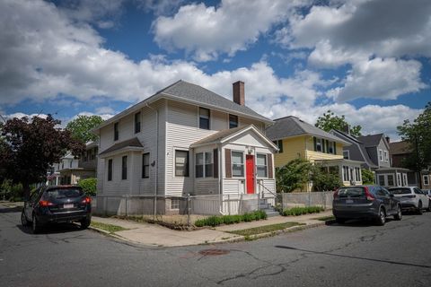 Photo of 46 Park St, New Bedford, MA 02740 (MLS # 73540365)