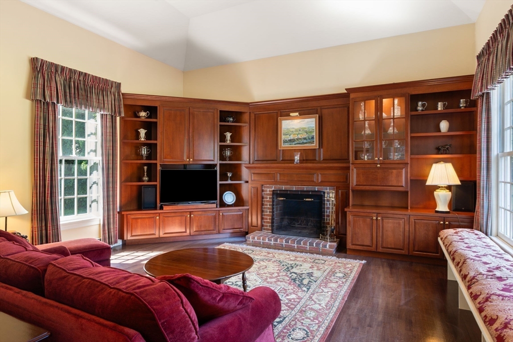 16 Longmeadow Rd, Milton, MA, 16 Longmeadow Rd, Milton, MA Photo #13