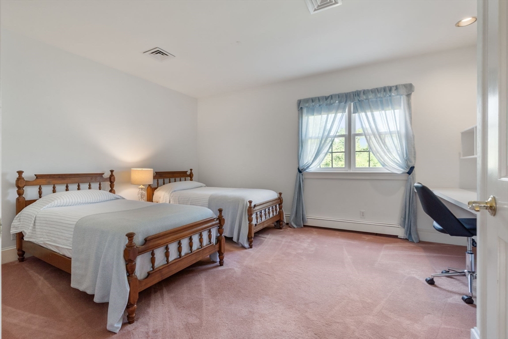 16 Longmeadow Rd, Milton, MA, 16 Longmeadow Rd, Milton, MA Photo #23