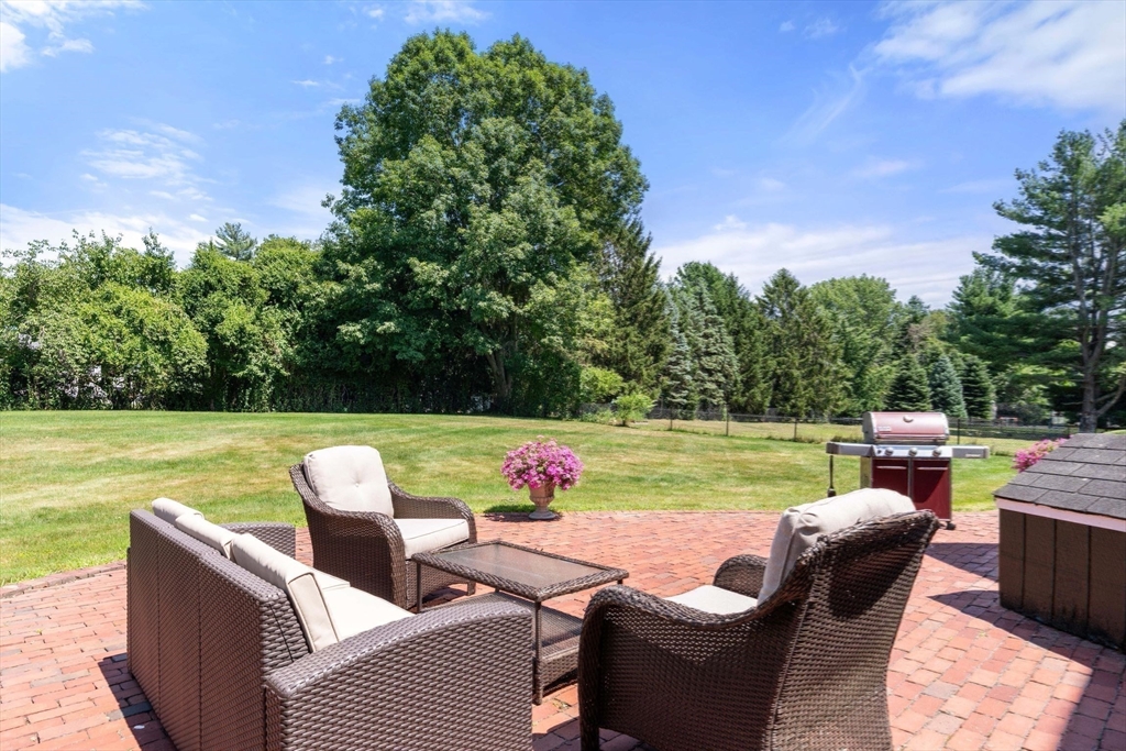 16 Longmeadow Rd, Milton, MA, 16 Longmeadow Rd, Milton, MA Photo #34