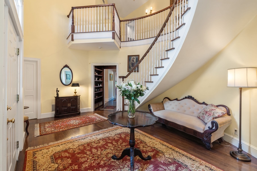 16 Longmeadow Rd, Milton, MA, 16 Longmeadow Rd, Milton, MA Photo #3
