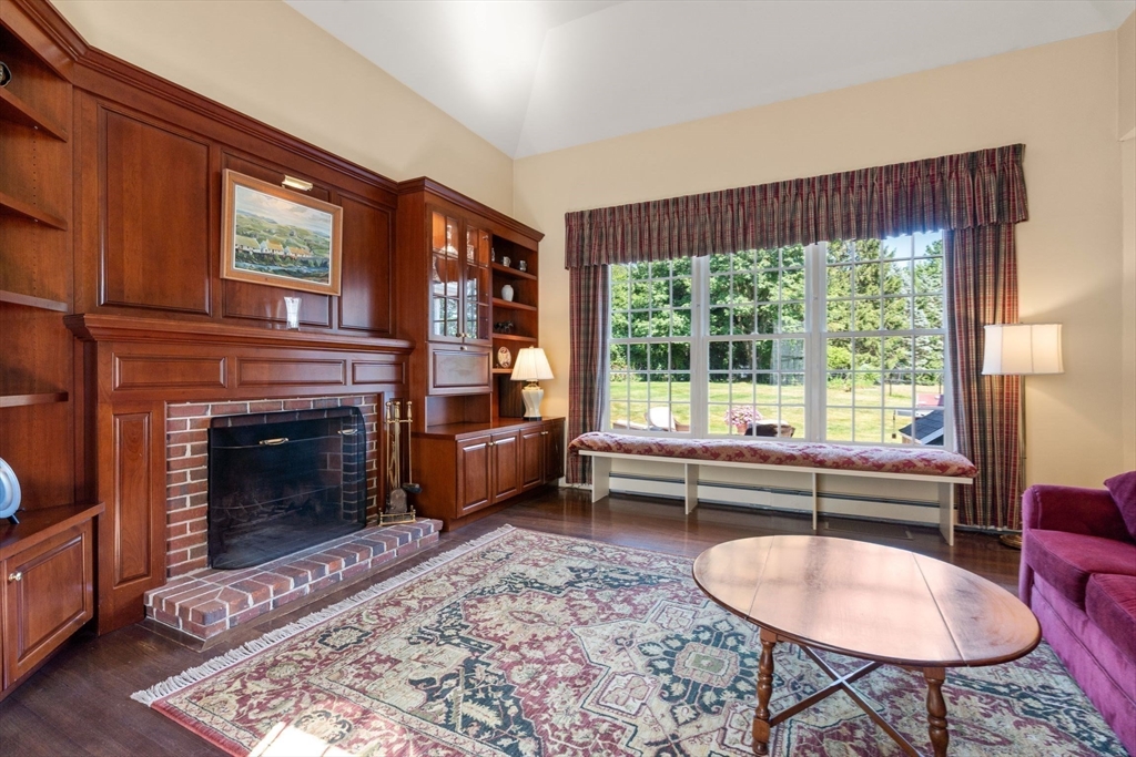 16 Longmeadow Rd, Milton, MA, 16 Longmeadow Rd, Milton, MA Photo #14