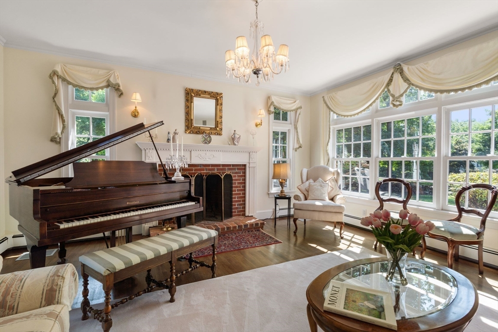16 Longmeadow Rd, Milton, MA, 16 Longmeadow Rd, Milton, MA Photo #6