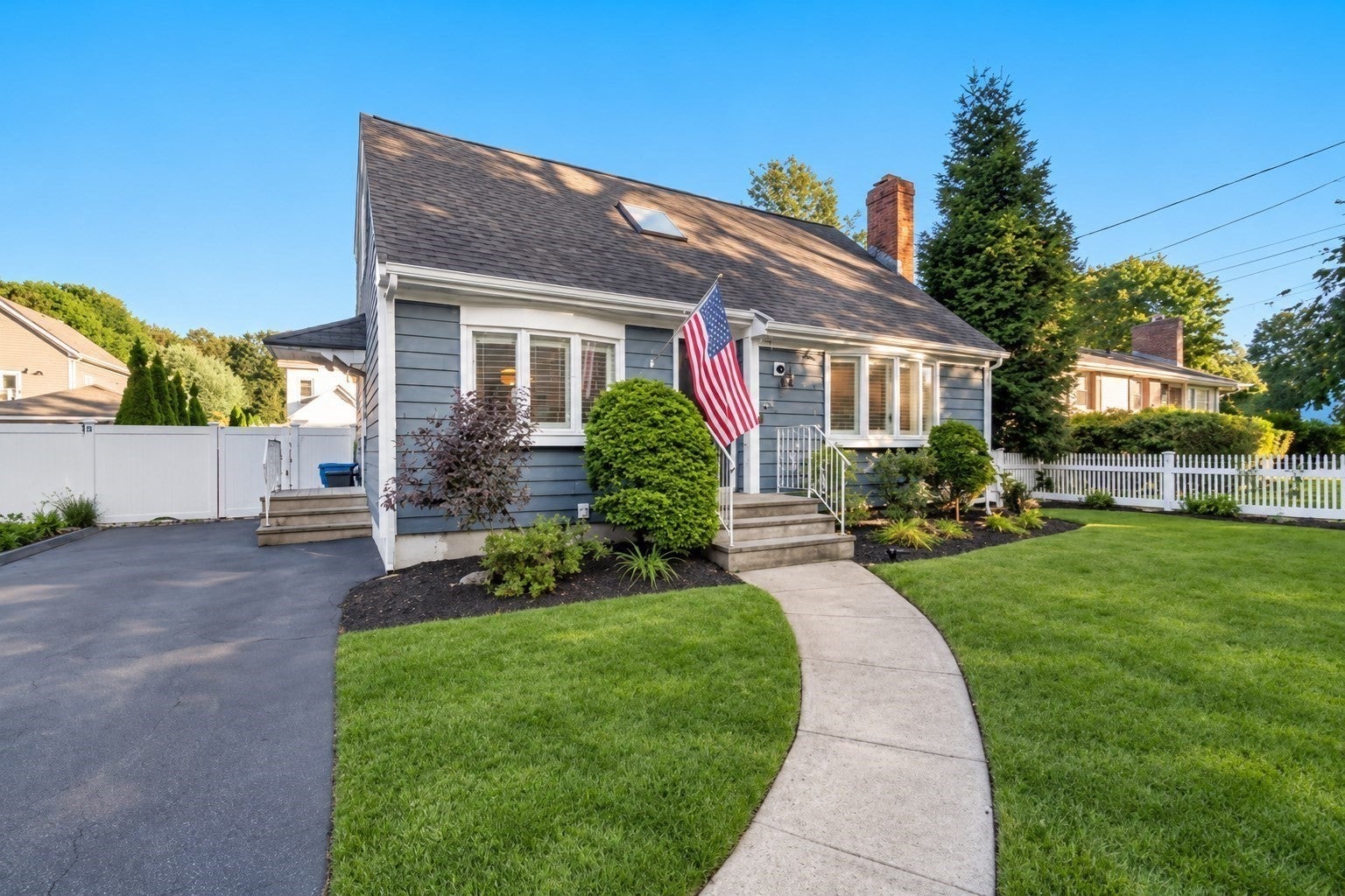 20 Albert St, Waltham, MA Photo #1