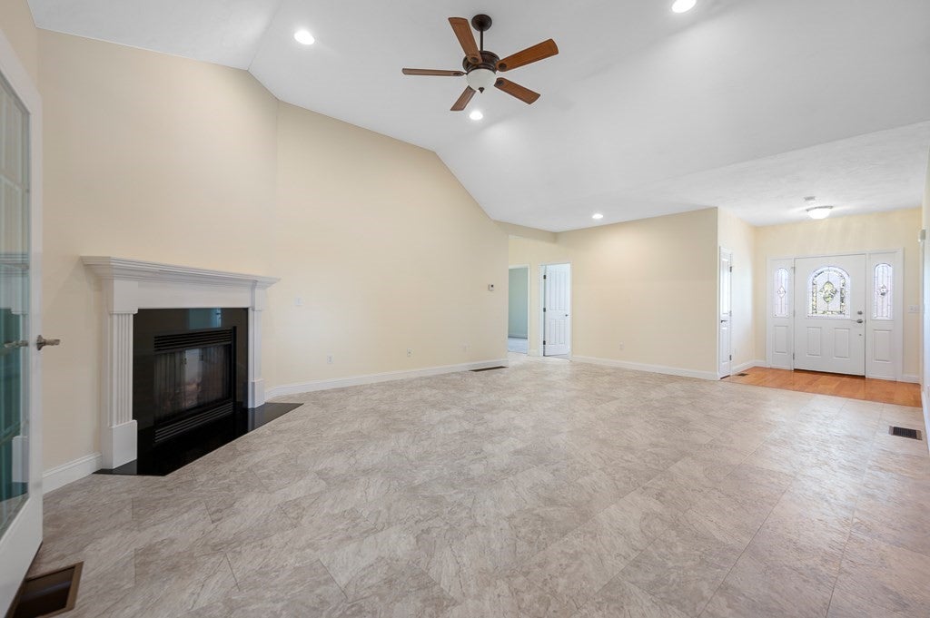 81 Nicholas Dr, Lancaster, MA, 81 Nicholas Dr, Lancaster, MA Photo #15
